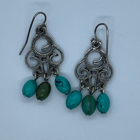 Dangle Style Earrings - Picture 4 of 6